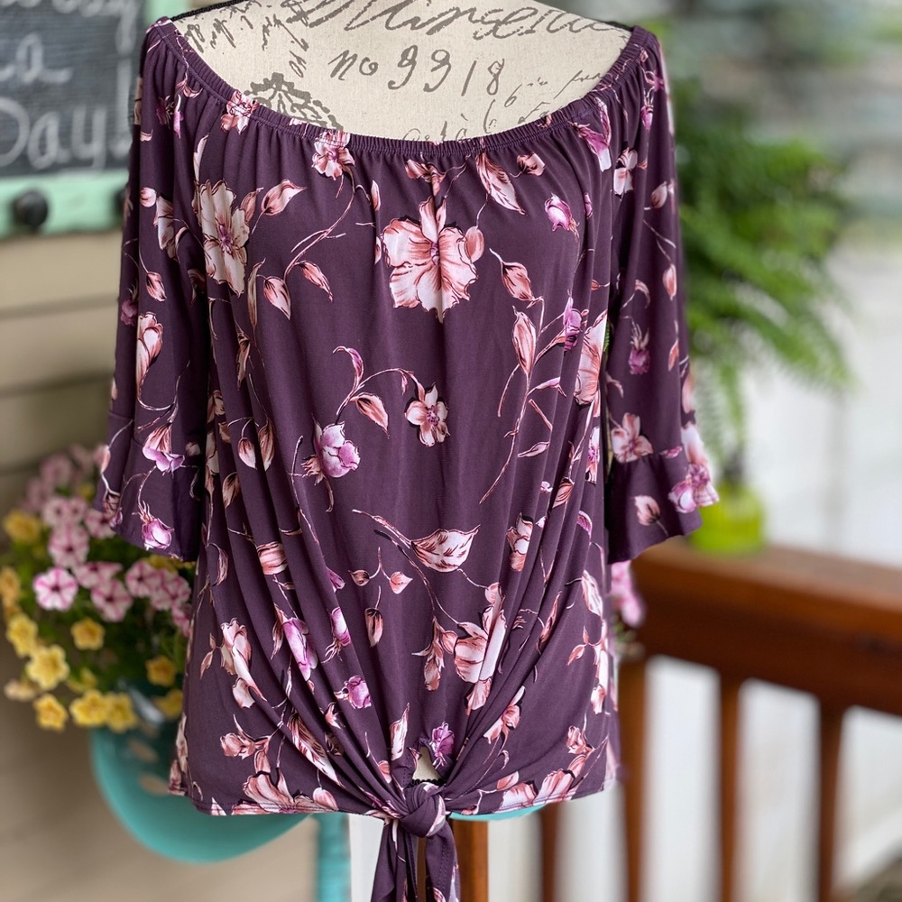 NWOT! Pretty Plum Purple and Pink Floral Blouse L